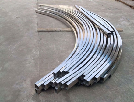 朝阳铝型材拉弯加工：精雕铝艺​